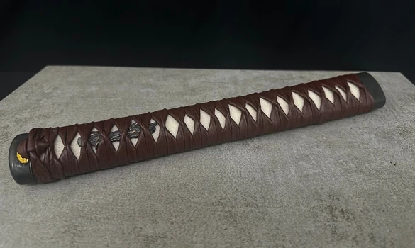 Tsuka cuir marron